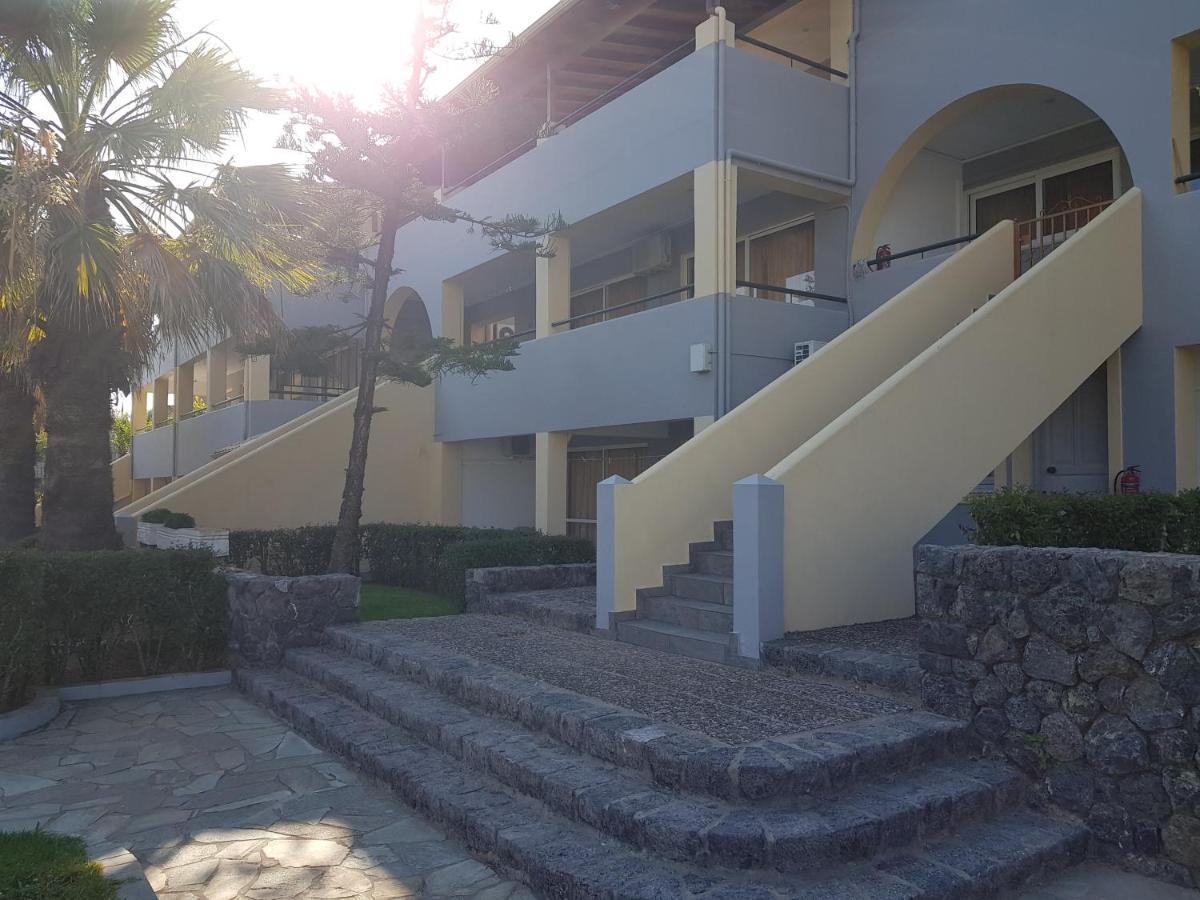 Asteraki Aparthotel Gouvia Exterior photo