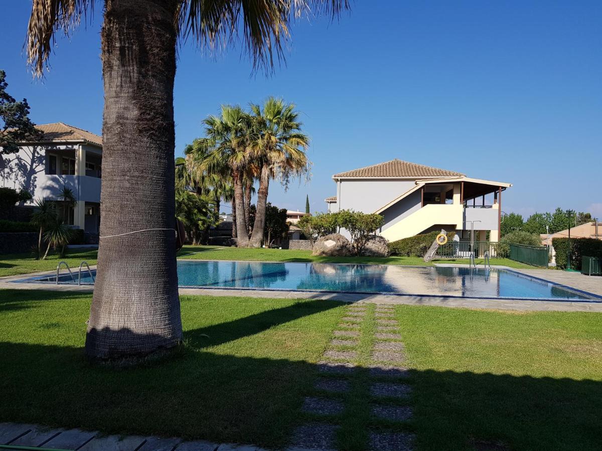Asteraki Aparthotel Gouvia Exterior photo